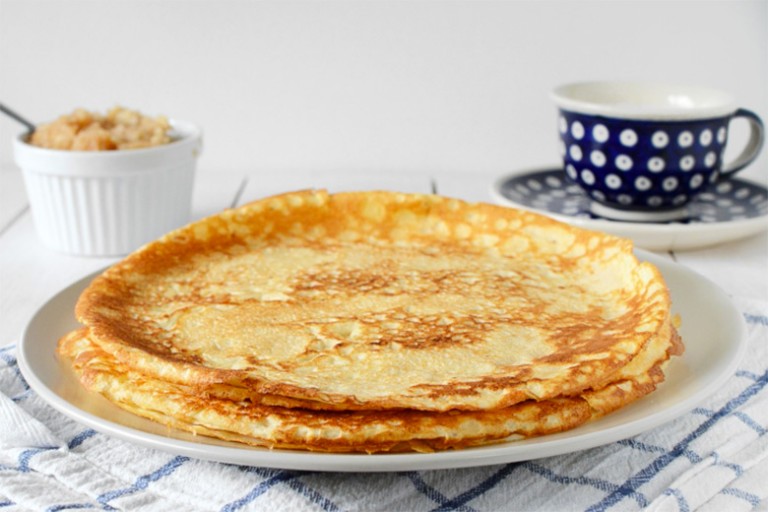 2 recettes de crêpes simples et rapides